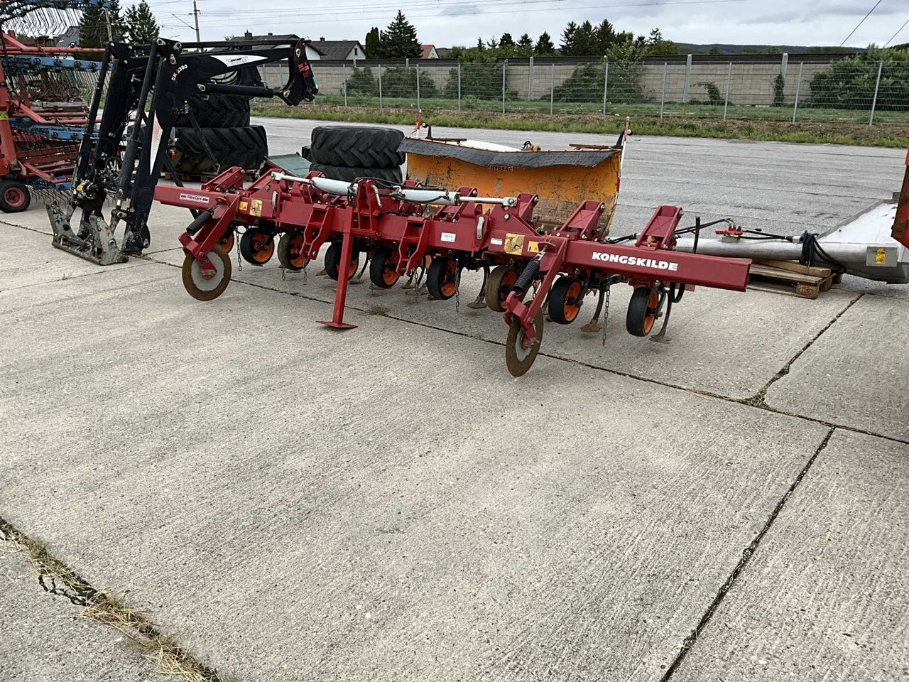Kongskilde Vibro corn - Машина за обработка на почвата: снимка 2 Kongskilde Vibro corn - Машина за обработка на почвата: снимка 2