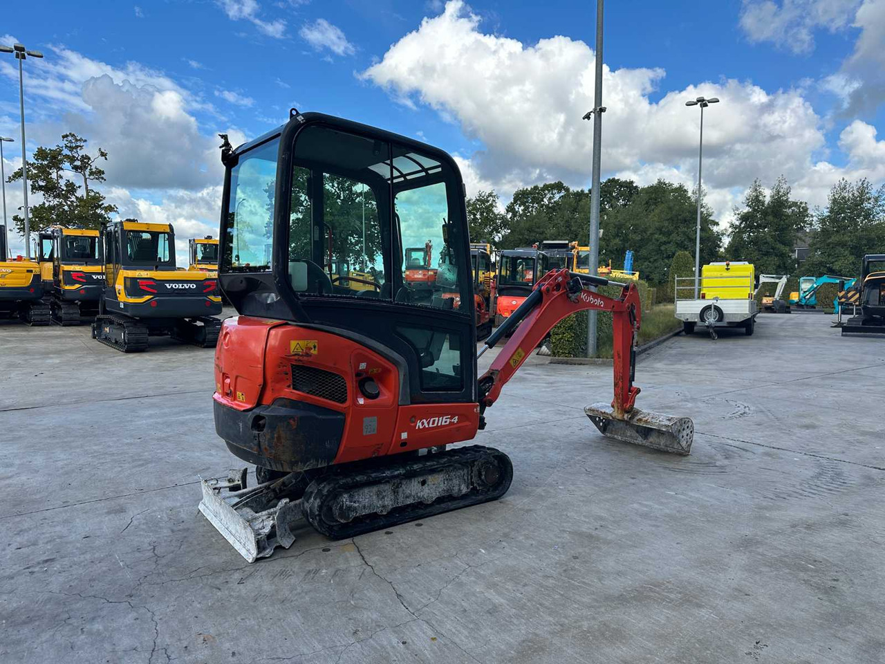 Kubota KX016-4 - Верижен багер: снимка 4 Kubota KX016-4 - Верижен багер: снимка 4