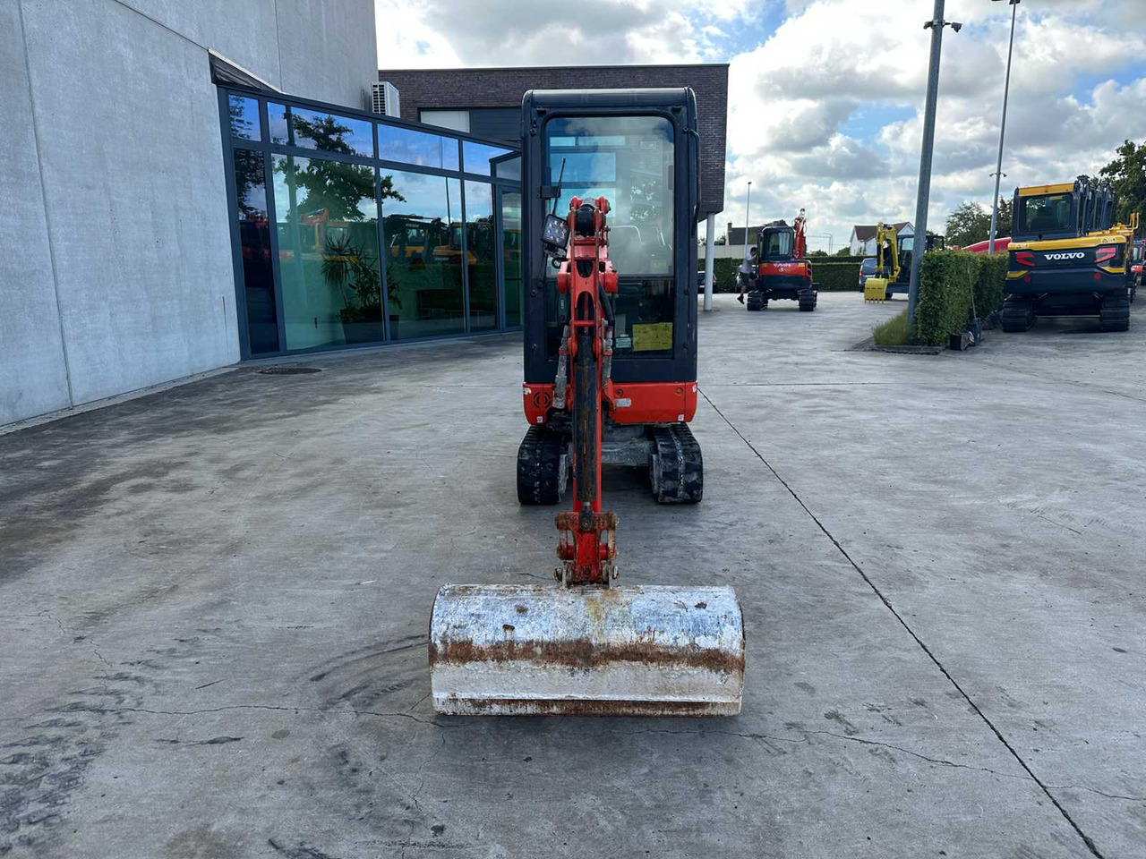 Kubota KX016-4 - Верижен багер: снимка 2 Kubota KX016-4 - Верижен багер: снимка 2