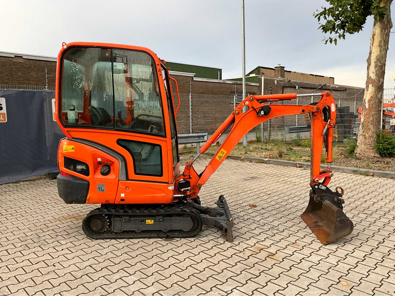 Kubota KX016-4 - Мини багер: снимка 4 Kubota KX016-4 - Мини багер: снимка 4