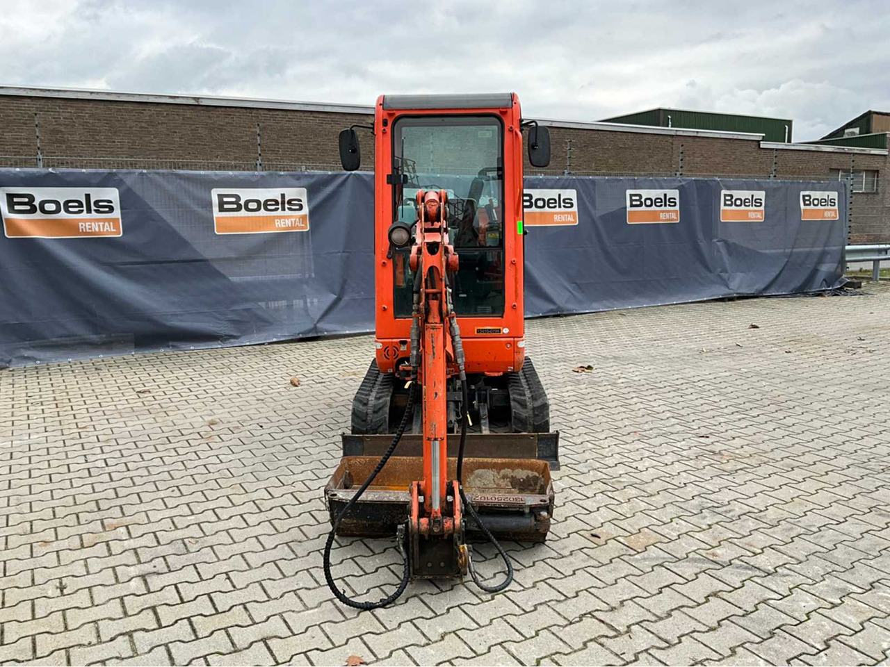 Kubota KX016-4G - Мини багер: снимка 3 Kubota KX016-4G - Мини багер: снимка 3