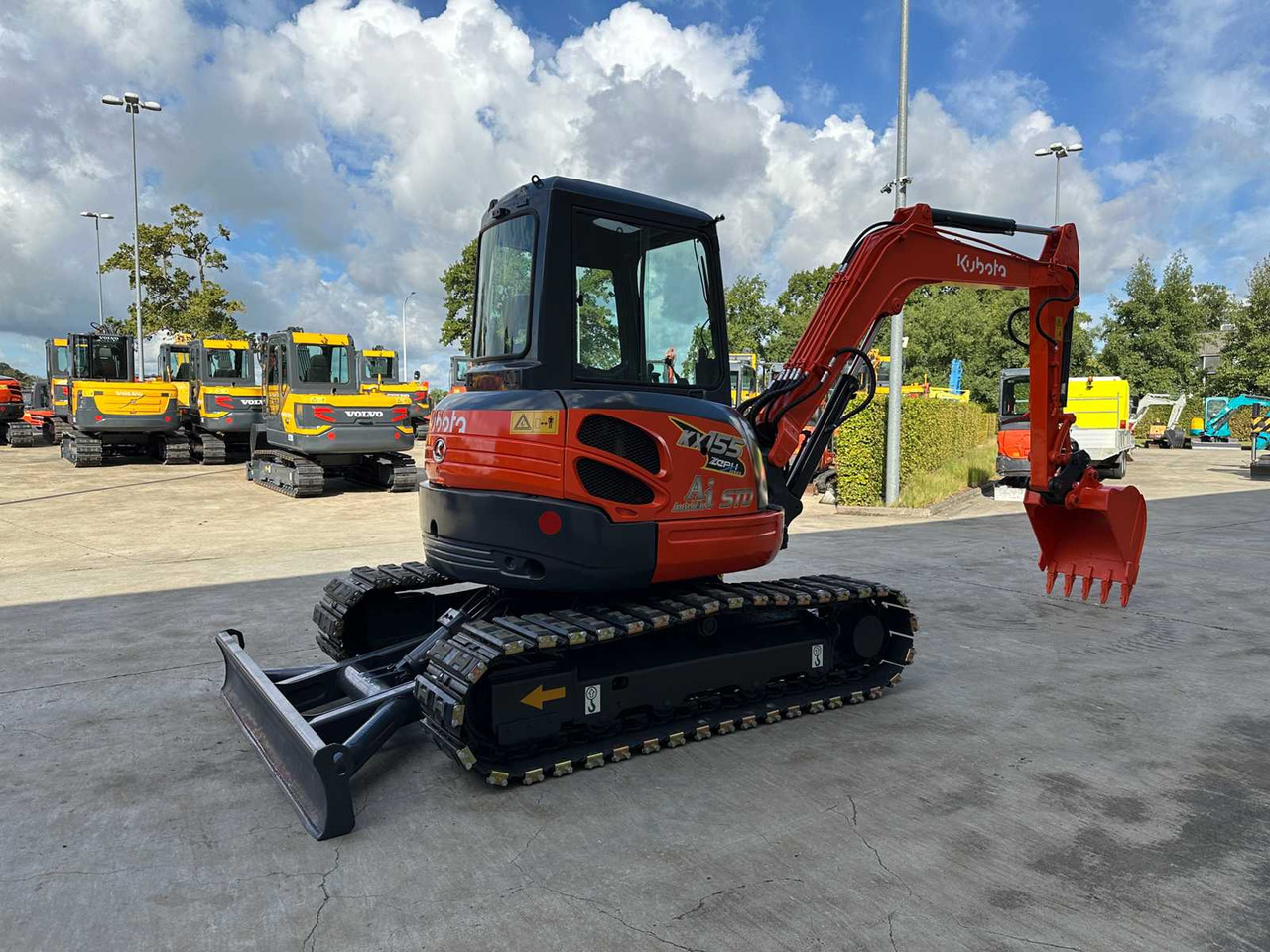 Kubota KX155-3 - Верижен багер: снимка 4 Kubota KX155-3 - Верижен багер: снимка 4