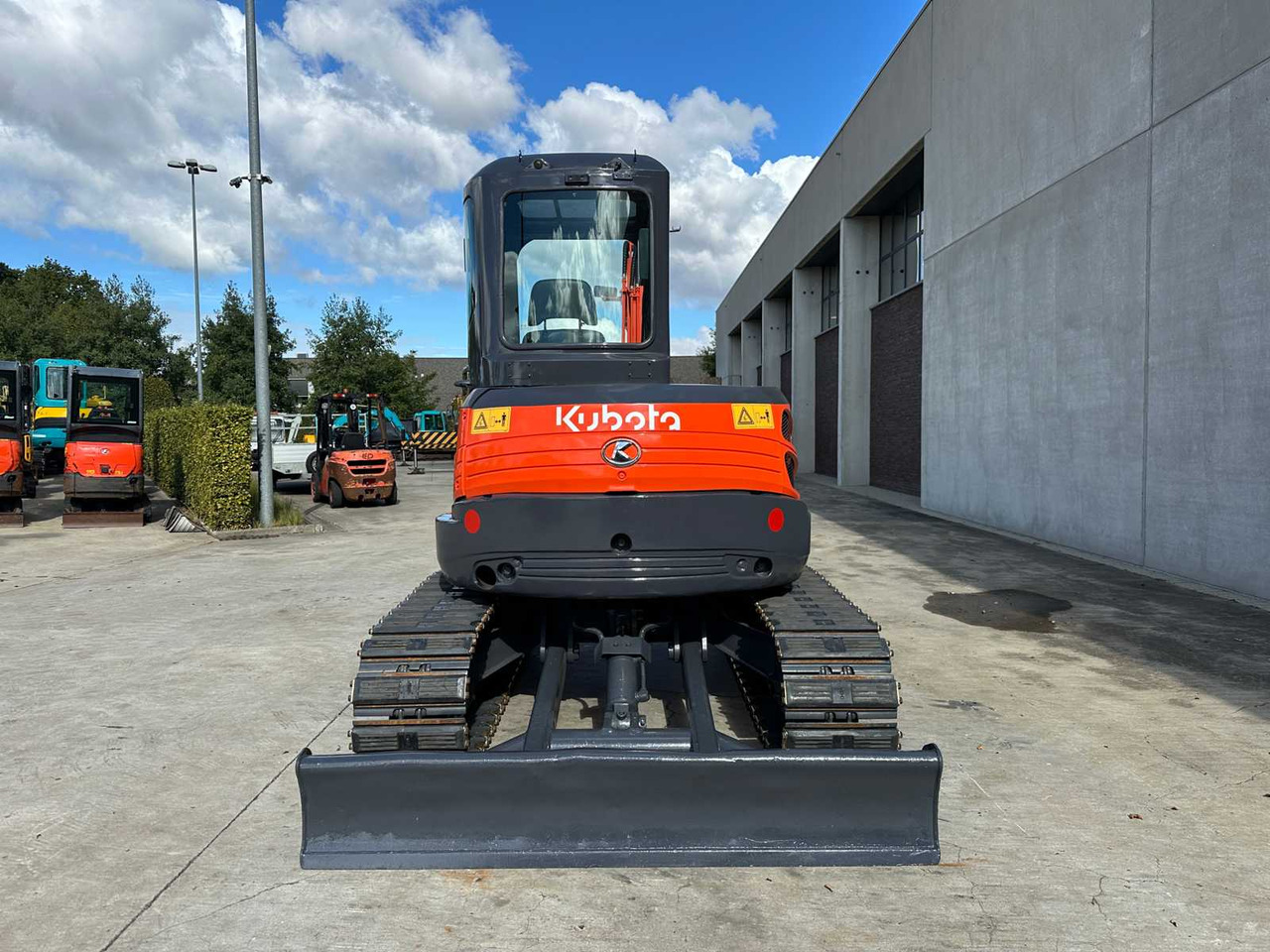 Kubota KX155-3 - Верижен багер: снимка 5 Kubota KX155-3 - Верижен багер: снимка 5