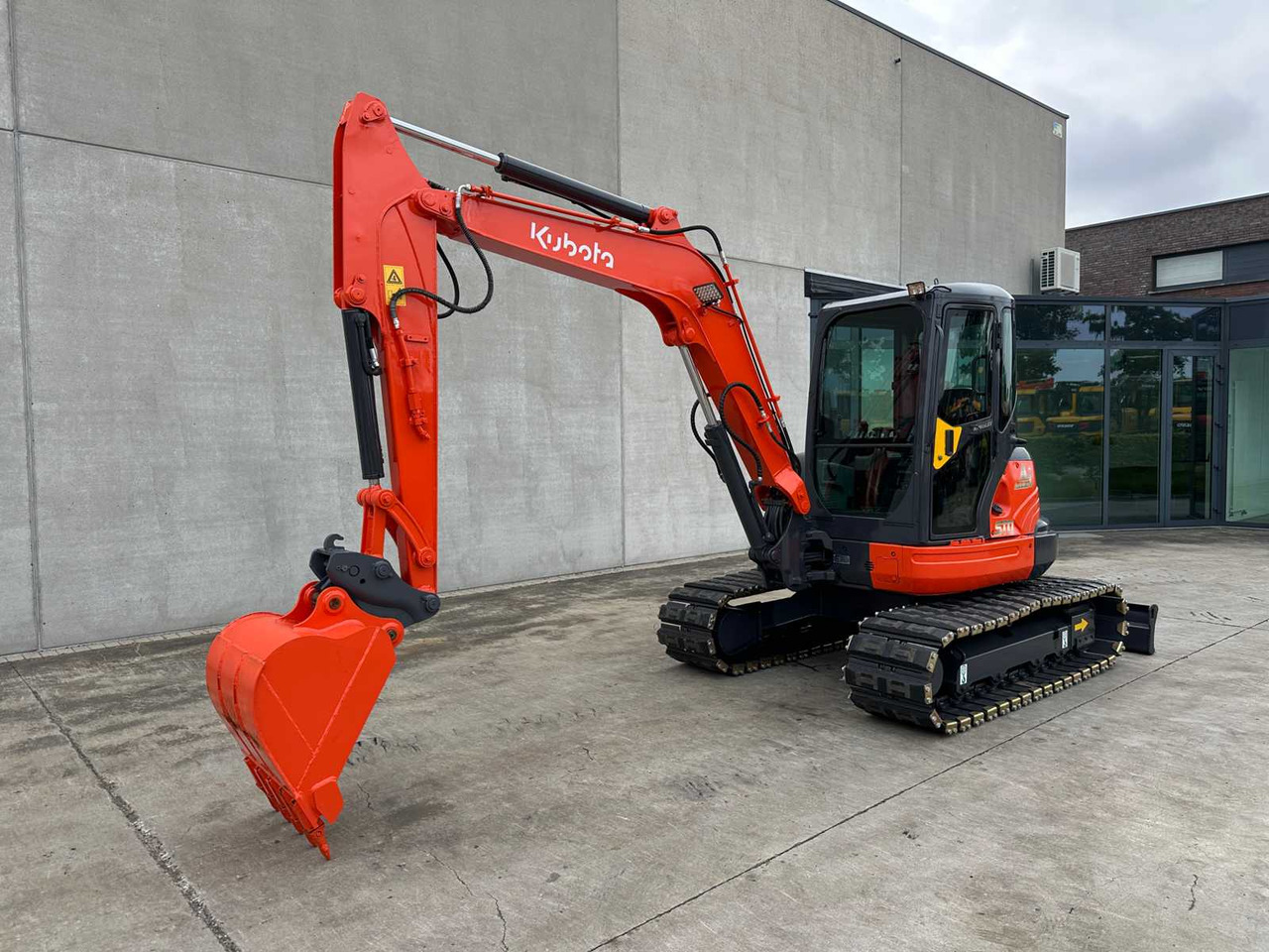 Kubota KX161-3 - Верижен багер: снимка 1 Kubota KX161-3 - Верижен багер: снимка 1