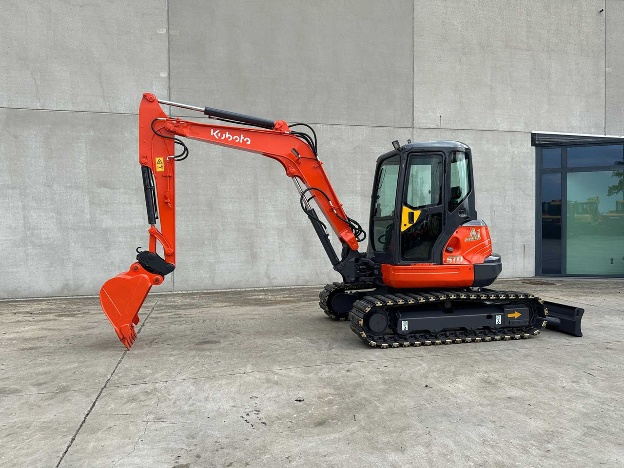 Kubota KX161-3SZ - Верижен багер: снимка 1 Kubota KX161-3SZ - Верижен багер: снимка 1