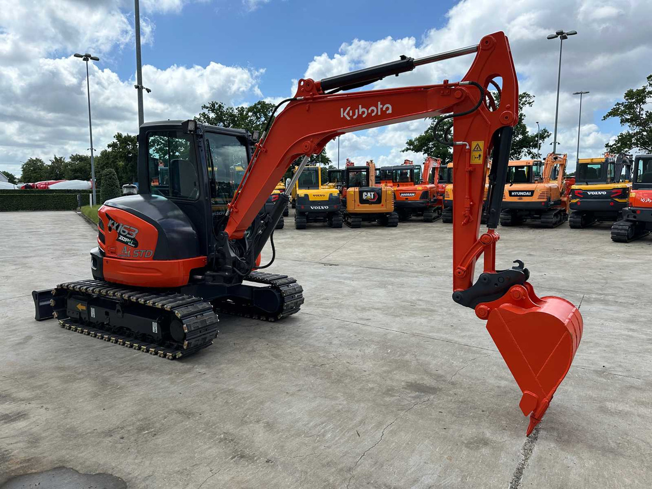 Kubota KX163-5 - Верижен багер: снимка 3 Kubota KX163-5 - Верижен багер: снимка 3