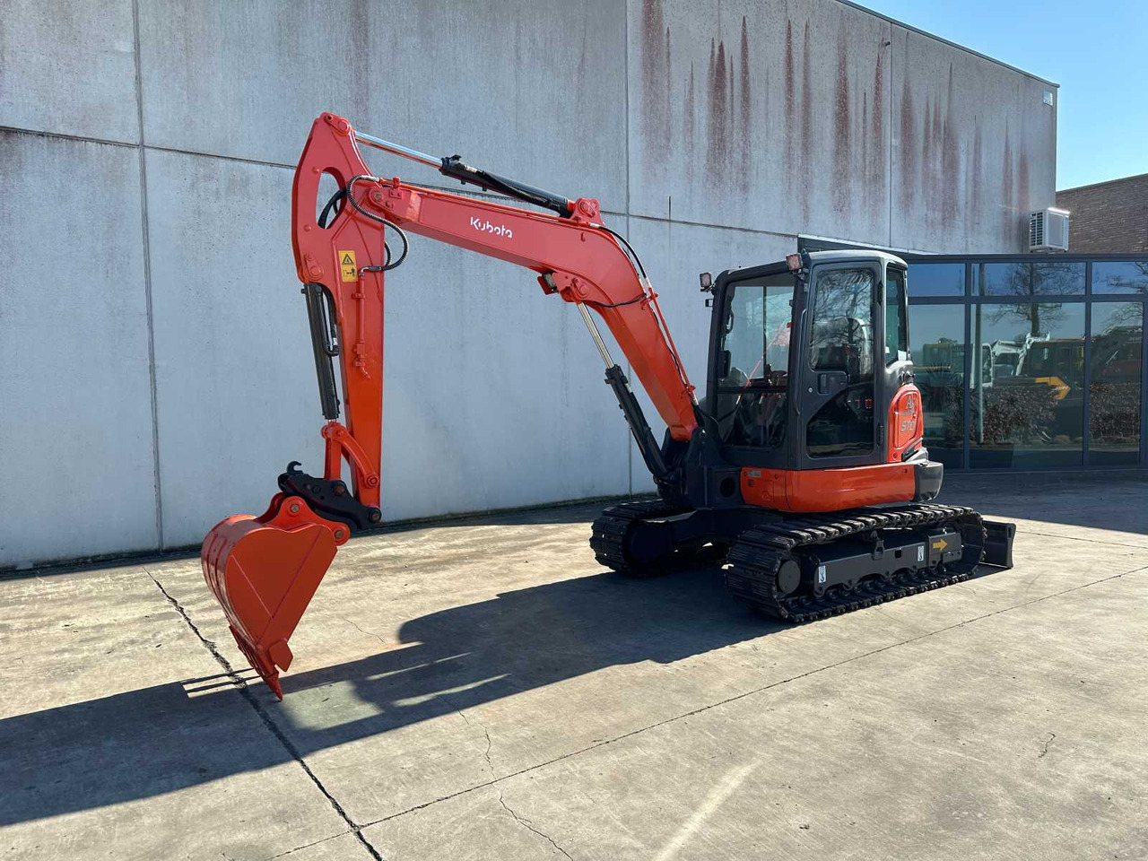 Kubota KX165-5 - Верижен багер: снимка 1 Kubota KX165-5 - Верижен багер: снимка 1
