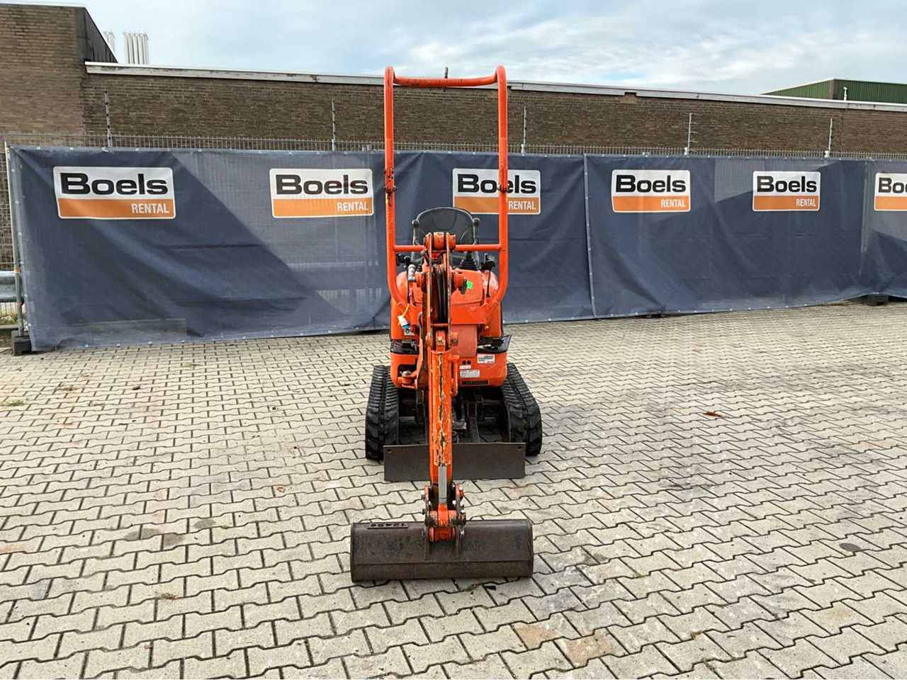 Kubota U10-3 - Мини багер: снимка 2 Kubota U10-3 - Мини багер: снимка 2