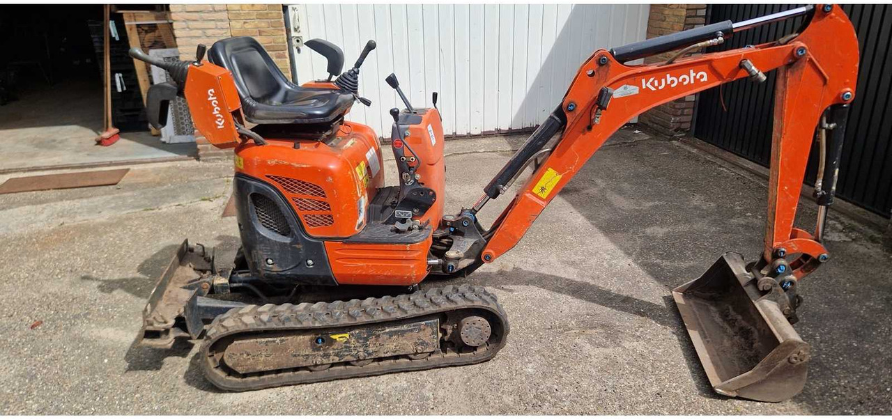 Kubota U10-3 - Мини багер: снимка 1 Kubota U10-3 - Мини багер: снимка 1