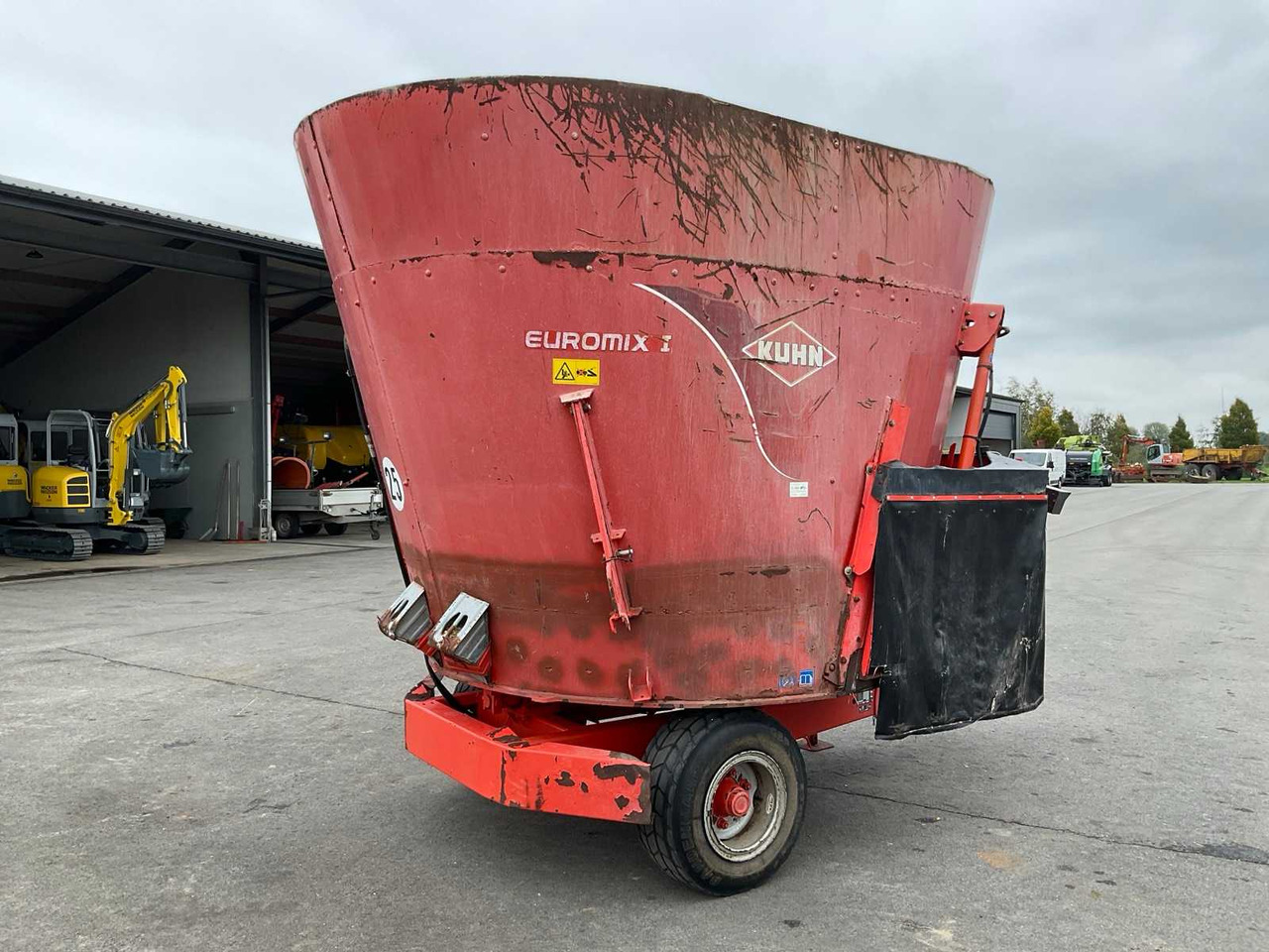 Kuhn Euromix 1270 - Миксер-вагон: снимка 5 Kuhn Euromix 1270 - Миксер-вагон: снимка 5