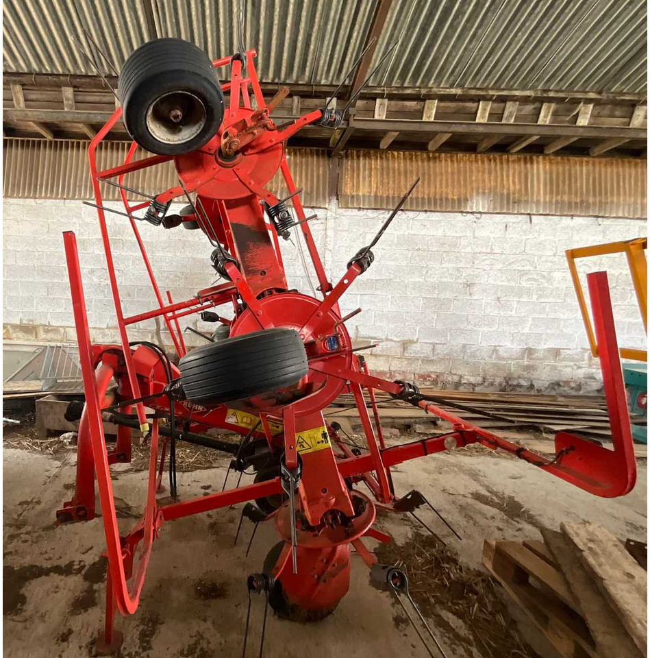 Kuhn GF5902 - Обезлистител: снимка 4 Kuhn GF5902 - Обезлистител: снимка 4