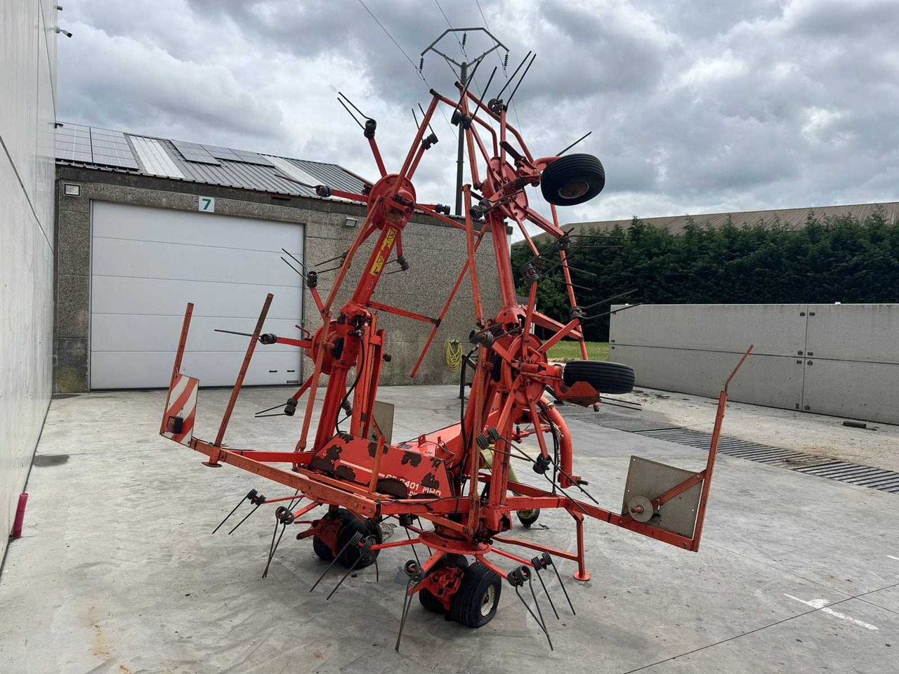 Kuhn GF640 - Машина за сено и фураж: снимка 5 Kuhn GF640 - Машина за сено и фураж: снимка 5