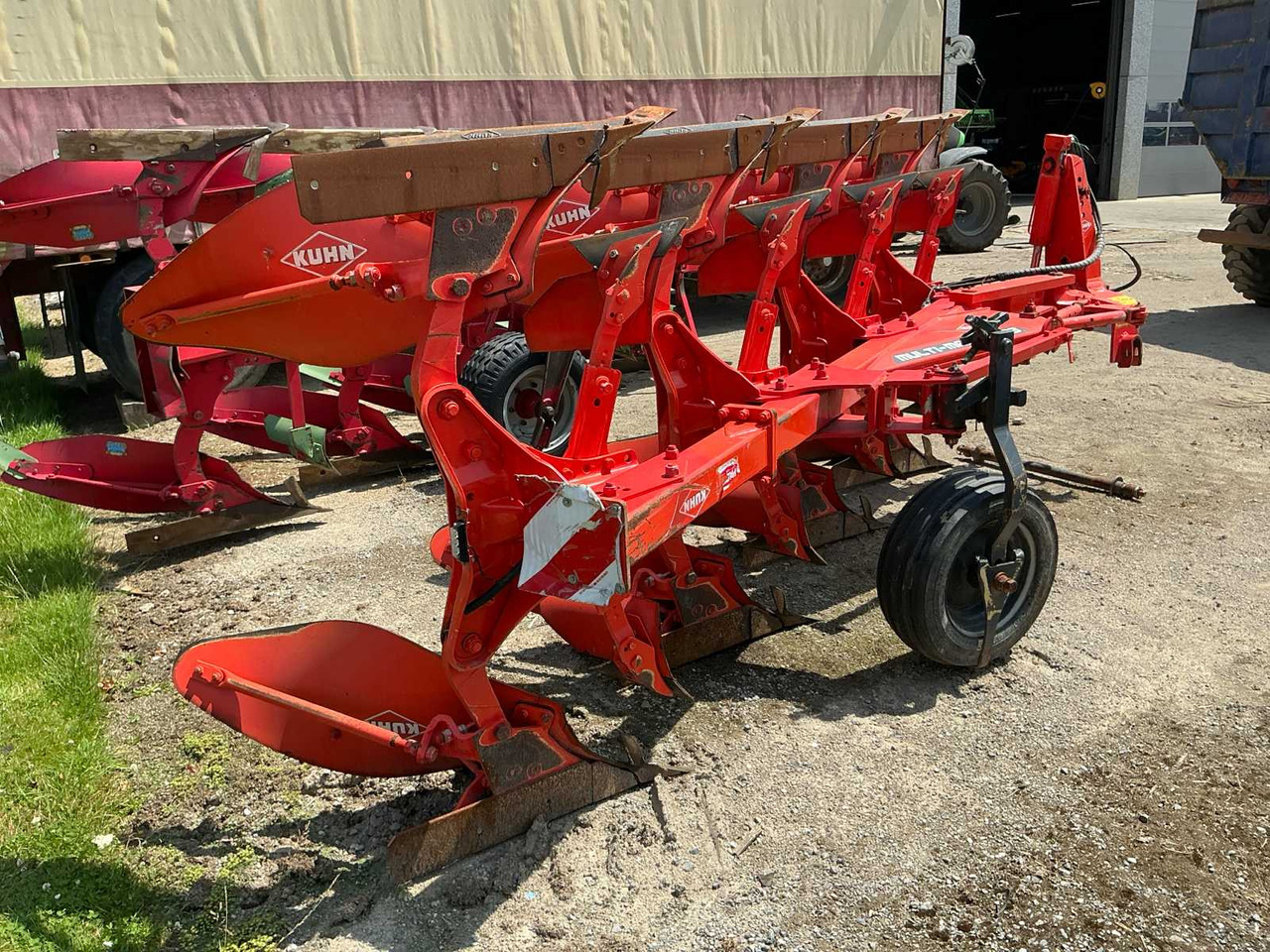 Kuhn Multimaster 123 - Плуг: снимка 4 Kuhn Multimaster 123 - Плуг: снимка 4
