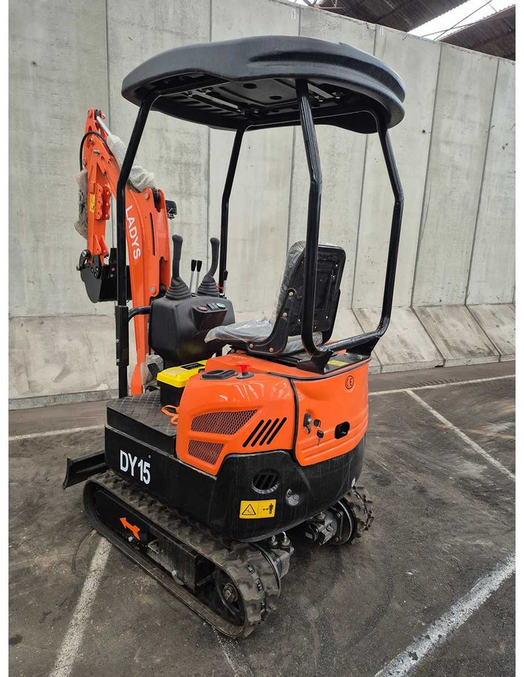 LADYS - 2025 - DY15 - MINI EXCAVATOR - Мини багер: снимка 4 LADYS - 2025 - DY15 - MINI EXCAVATOR - Мини багер: снимка 4