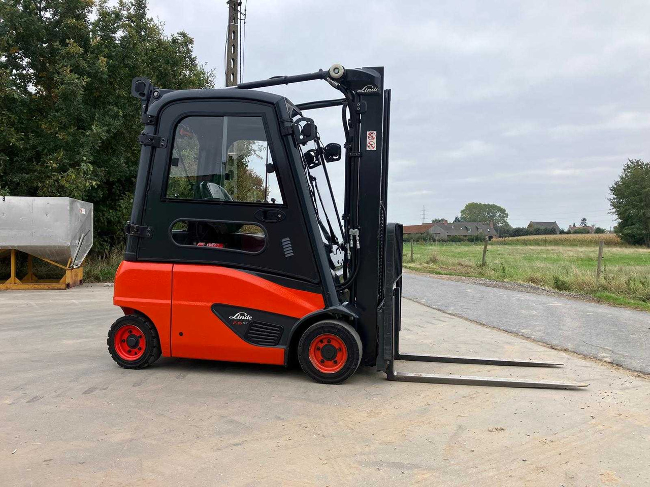 LINDE E16 FORKLIFT - Мотокар: снимка 2 LINDE E16 FORKLIFT - Мотокар: снимка 2