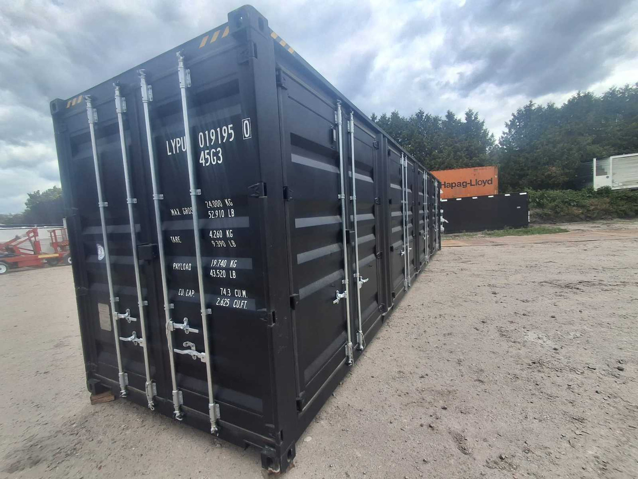 LYPU 40 ft High Cube - Морски контейнер: снимка 3 LYPU 40 ft High Cube - Морски контейнер: снимка 3