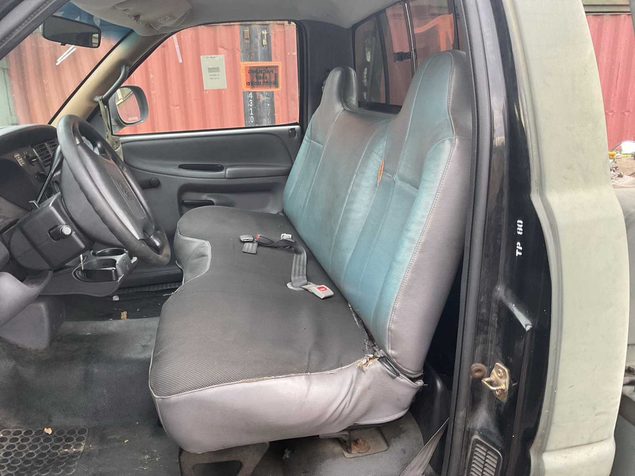 2000 DODGE 2500 RAM AIRCRAFT TUG - Лекотоварен автомобил: снимка 5 2000 DODGE 2500 RAM AIRCRAFT TUG - Лекотоварен автомобил: снимка 5