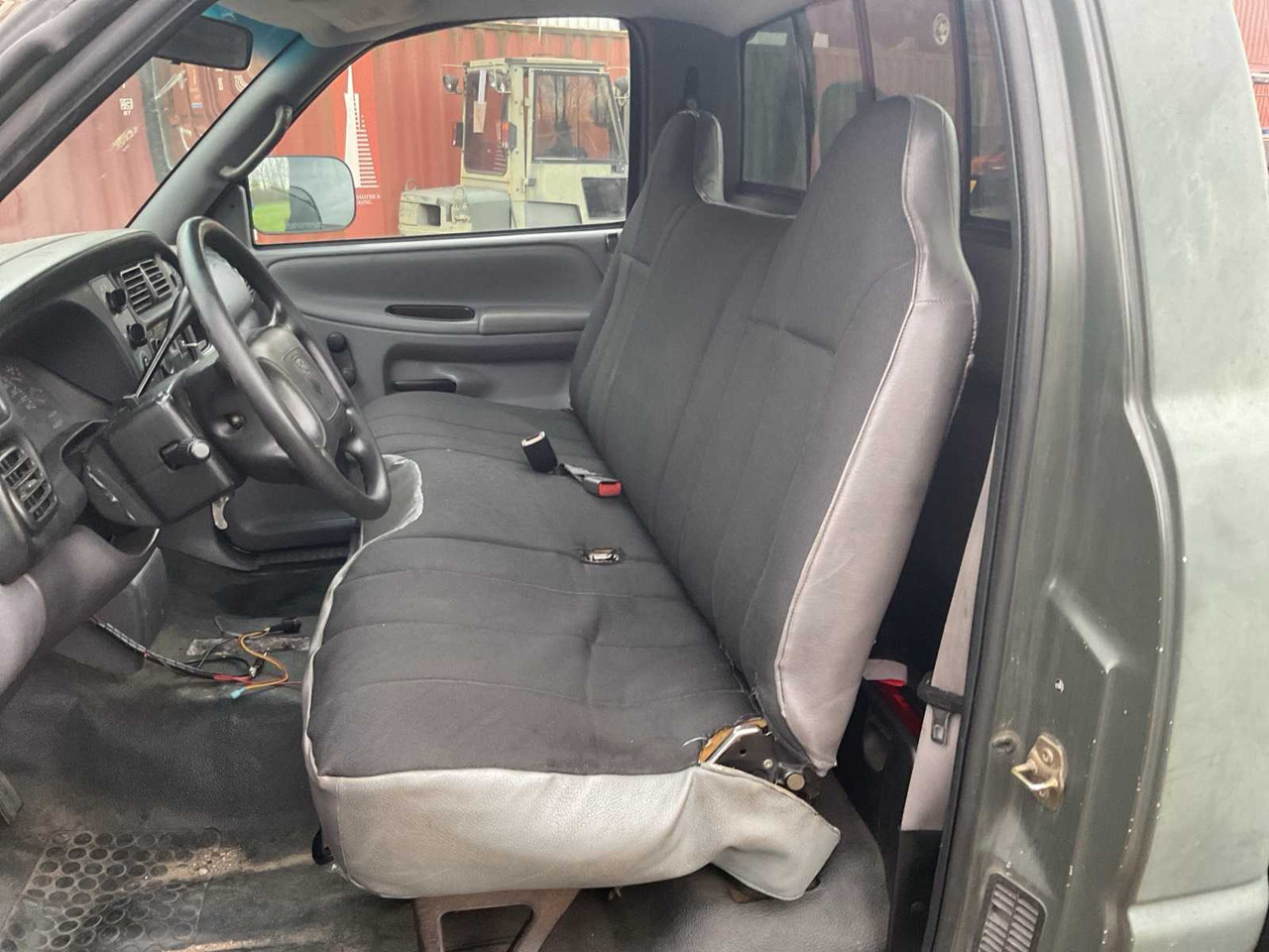 2000 DODGE 2500 RAM AIRCRAFT TUG - Лекотоварен автомобил: снимка 5 2000 DODGE 2500 RAM AIRCRAFT TUG - Лекотоварен автомобил: снимка 5