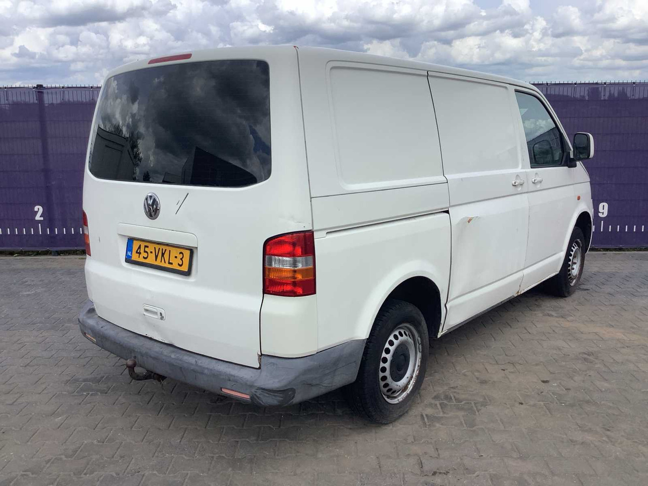 2007 - VOLKSWAGEN - TRANSPORTER - 1.9 TDI 300 T800 - COMMERCIAL VEHICLE - Лекотоварен автомобил: снимка 4 2007 - VOLKSWAGEN - TRANSPORTER - 1.9 TDI 300 T800 - COMMERCIAL VEHICLE - Лекотоварен автомобил: снимка 4