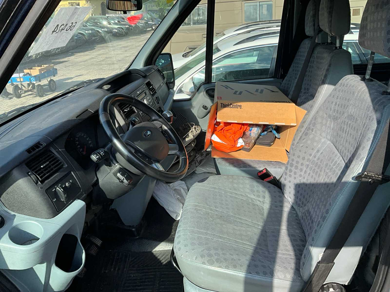 Лекотоварен автомобил 2011 FORD TRANSIT TREND 330 2.4D BUS: снимка 14 Лекотоварен автомобил 2011 FORD TRANSIT TREND 330 2.4D BUS: снимка 14