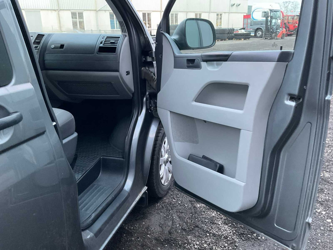 Лекотоварен автомобил 2012 VOLKSWAGEN TRANSPORTER COMMERCIAL VEHICLE: снимка 20