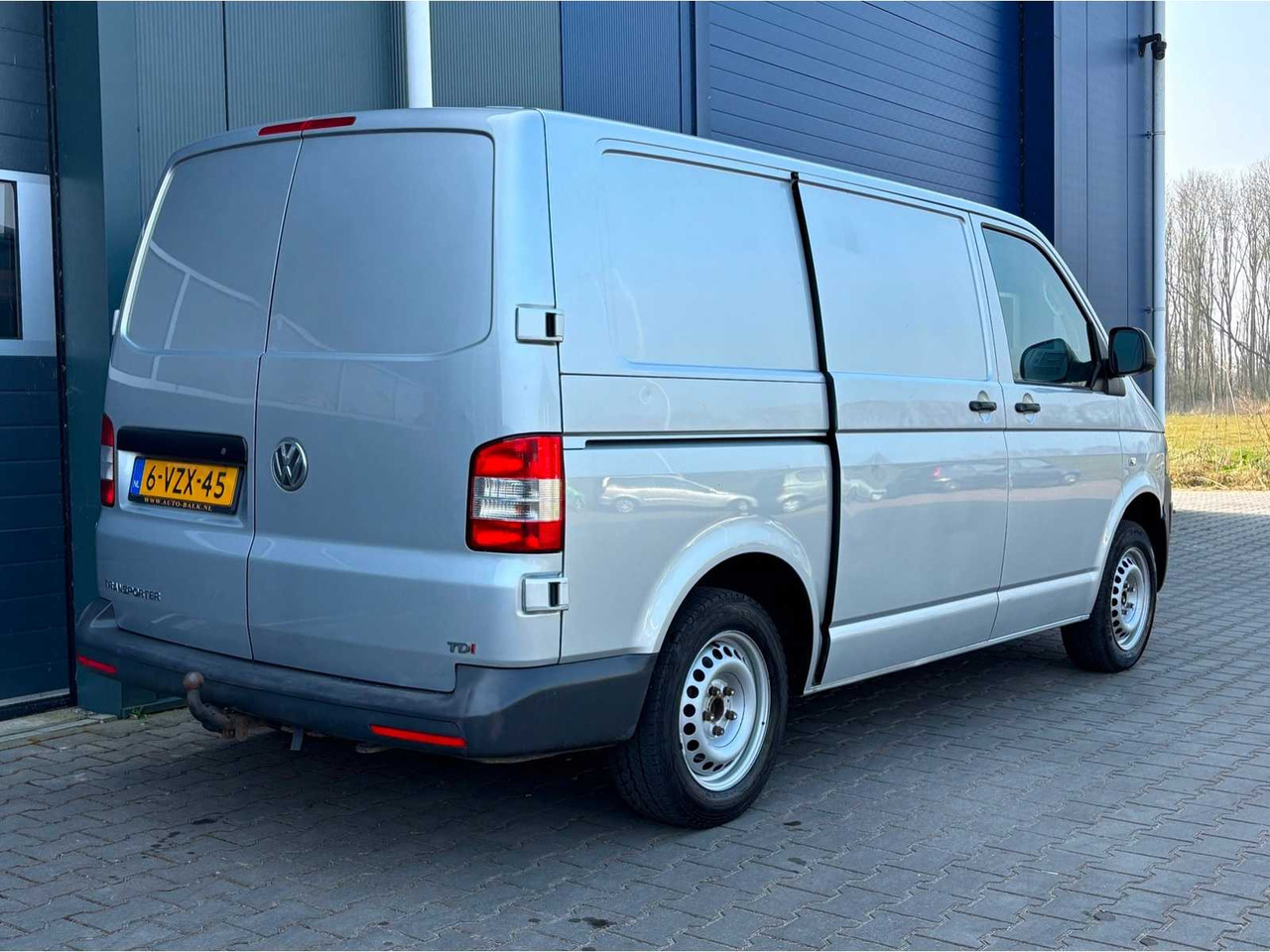 2013 VOLKSWAGEN TRANSPORTER COMMERCIAL VEHICLE - Лекотоварен автомобил: снимка 4 2013 VOLKSWAGEN TRANSPORTER COMMERCIAL VEHICLE - Лекотоварен автомобил: снимка 4