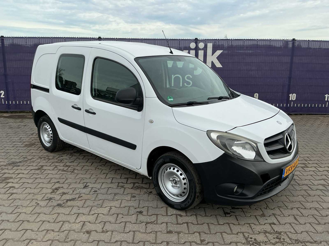 2014 - MERCEDES-BENZ - CITAN - 108 CDI ECONOMY - COMMERCIAL VEHICLE - Лекотоварен автомобил: снимка 2 2014 - MERCEDES-BENZ - CITAN - 108 CDI ECONOMY - COMMERCIAL VEHICLE - Лекотоварен автомобил: снимка 2