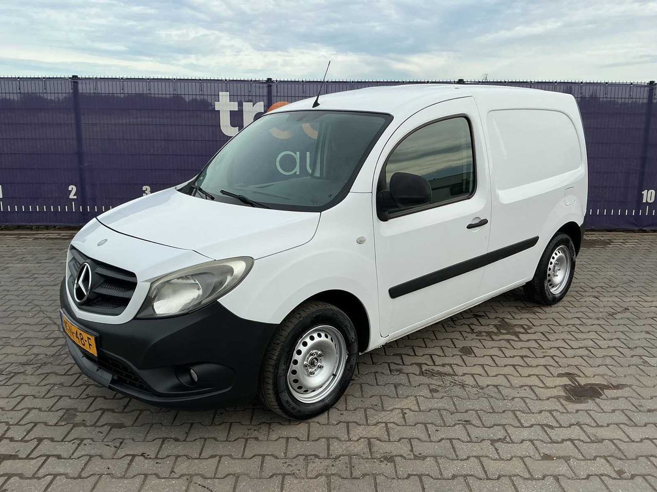 2014 - MERCEDES-BENZ - CITAN - 108 CDI ECONOMY - COMMERCIAL VEHICLE - Лекотоварен автомобил: снимка 1 2014 - MERCEDES-BENZ - CITAN - 108 CDI ECONOMY - COMMERCIAL VEHICLE - Лекотоварен автомобил: снимка 1