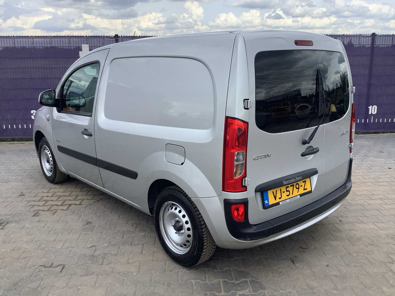 2014 - MERCEDES-BENZ - CITAN - 109 CDI BLUEEFF. - COMPANY CAR - Лекотоварен автомобил: снимка 4 2014 - MERCEDES-BENZ - CITAN - 109 CDI BLUEEFF. - COMPANY CAR - Лекотоварен автомобил: снимка 4