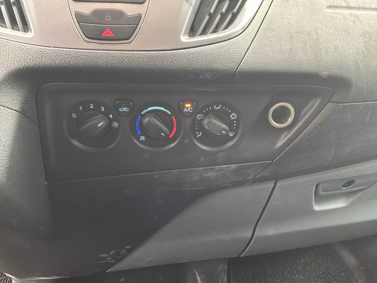 Лекотоварен автомобил 2015 FORD TRANSIT CUSTOM COMMERCIAL VEHICLE: снимка 12