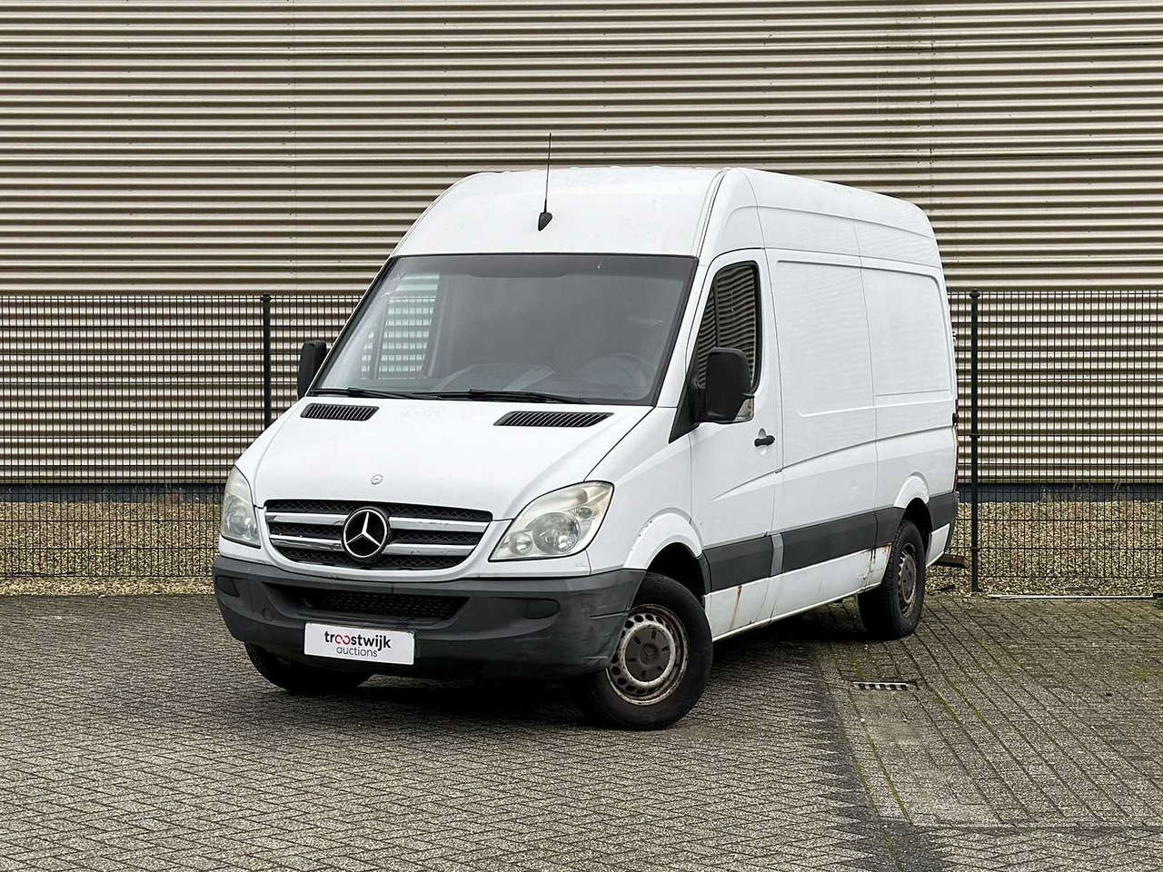 MERCEDES-BENZ SPRINTER 315 2.2 CDI 366 EHD 150HP 2007, 49-VGK-5 COMMERCIAL VEHICLE YOUNGTIMER - Лекотоварен автомобил: снимка 2 MERCEDES-BENZ SPRINTER 315 2.2 CDI 366 EHD 150HP 2007, 49-VGK-5 COMMERCIAL VEHICLE YOUNGTIMER - Лекотоварен автомобил: снимка 2