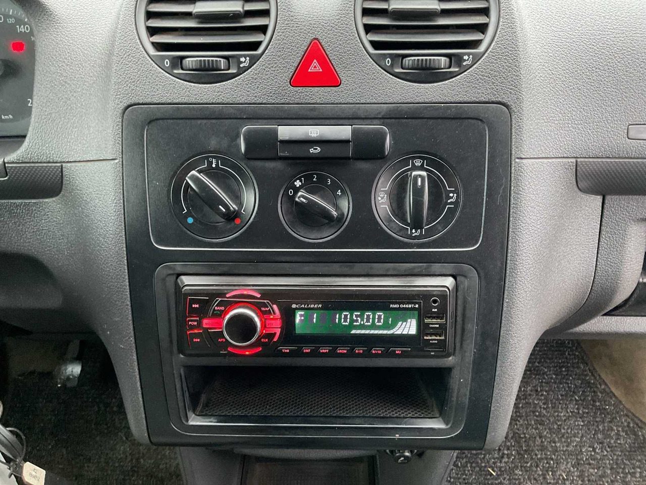 Лекотоварен автомобил VOLKSWAGEN CADDY COMMERCIAL VEHICLE: снимка 9