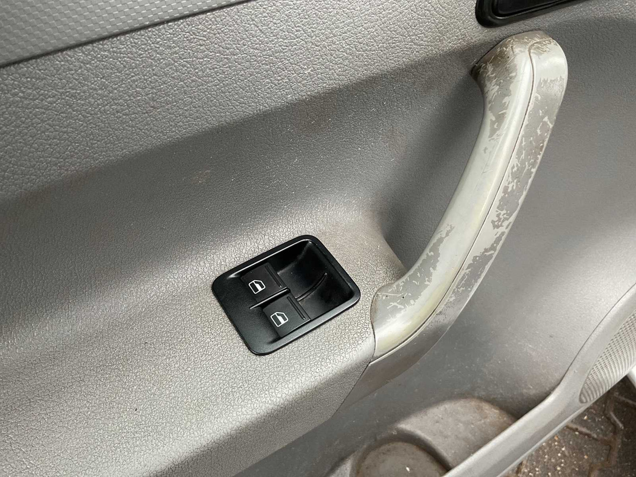 Лекотоварен автомобил VOLKSWAGEN CADDY COMMERCIAL VEHICLE: снимка 11