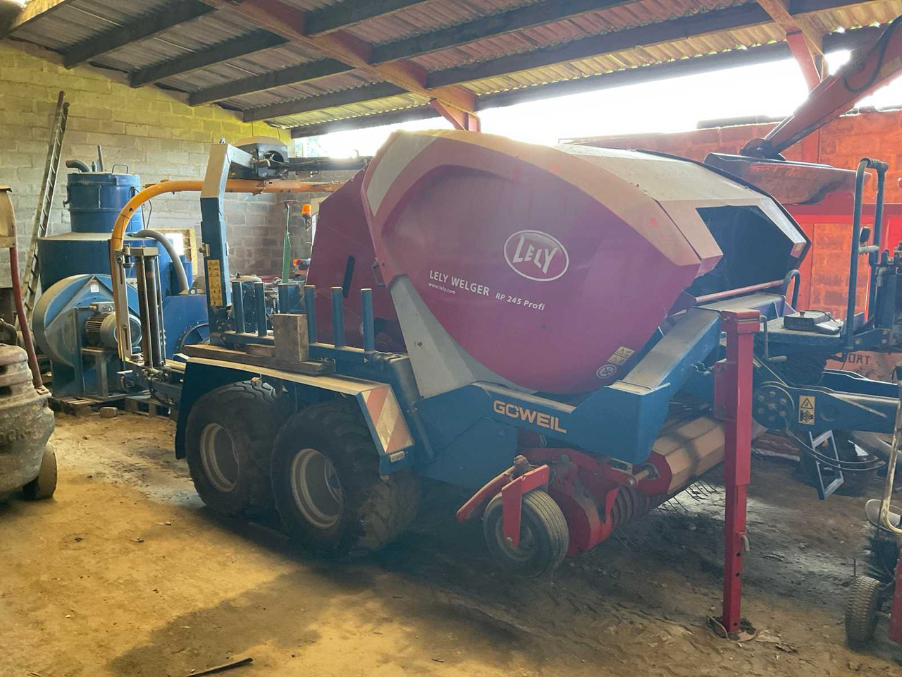 Lely RP 245 Profi - Рулонна сламопреса: снимка 2 Lely RP 245 Profi - Рулонна сламопреса: снимка 2