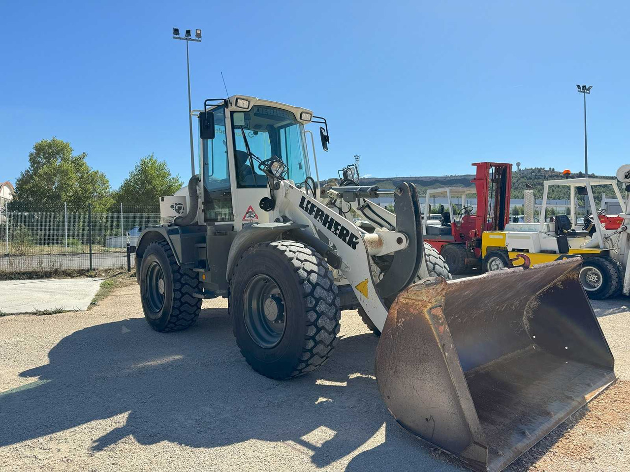 Liebherr L514 STEREO - Колесен товарач: снимка 4 Liebherr L514 STEREO - Колесен товарач: снимка 4