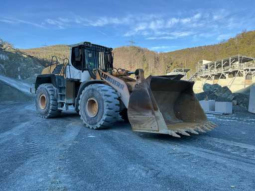 Liebherr L580 - Колесен товарач: снимка 4 Liebherr L580 - Колесен товарач: снимка 4