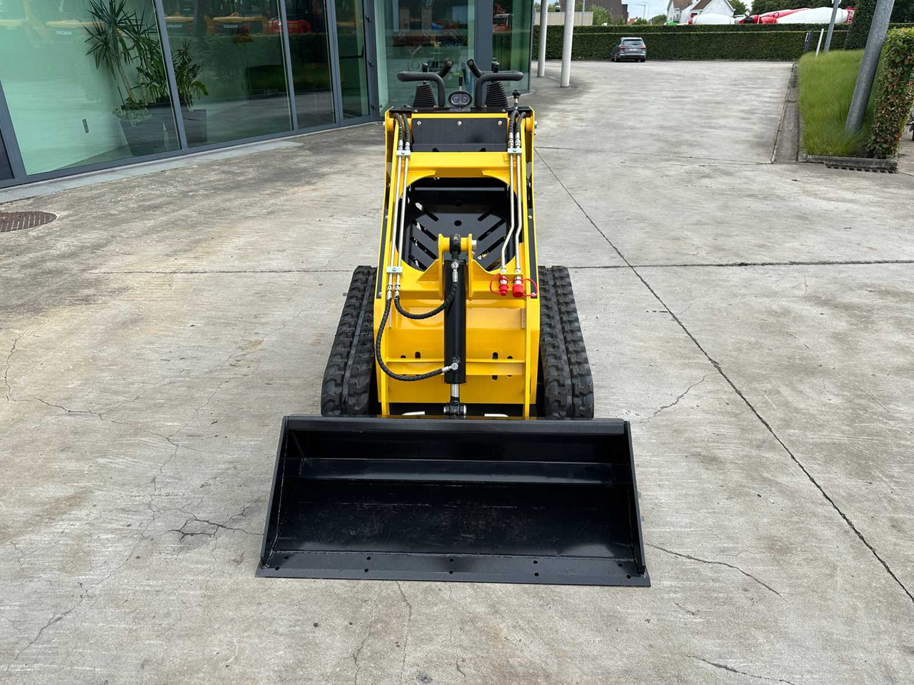 MACHPRO - 2025 - MP-S300 - SKID STEER LOADER - Мини верижен товарач: снимка 2 MACHPRO - 2025 - MP-S300 - SKID STEER LOADER - Мини верижен товарач: снимка 2