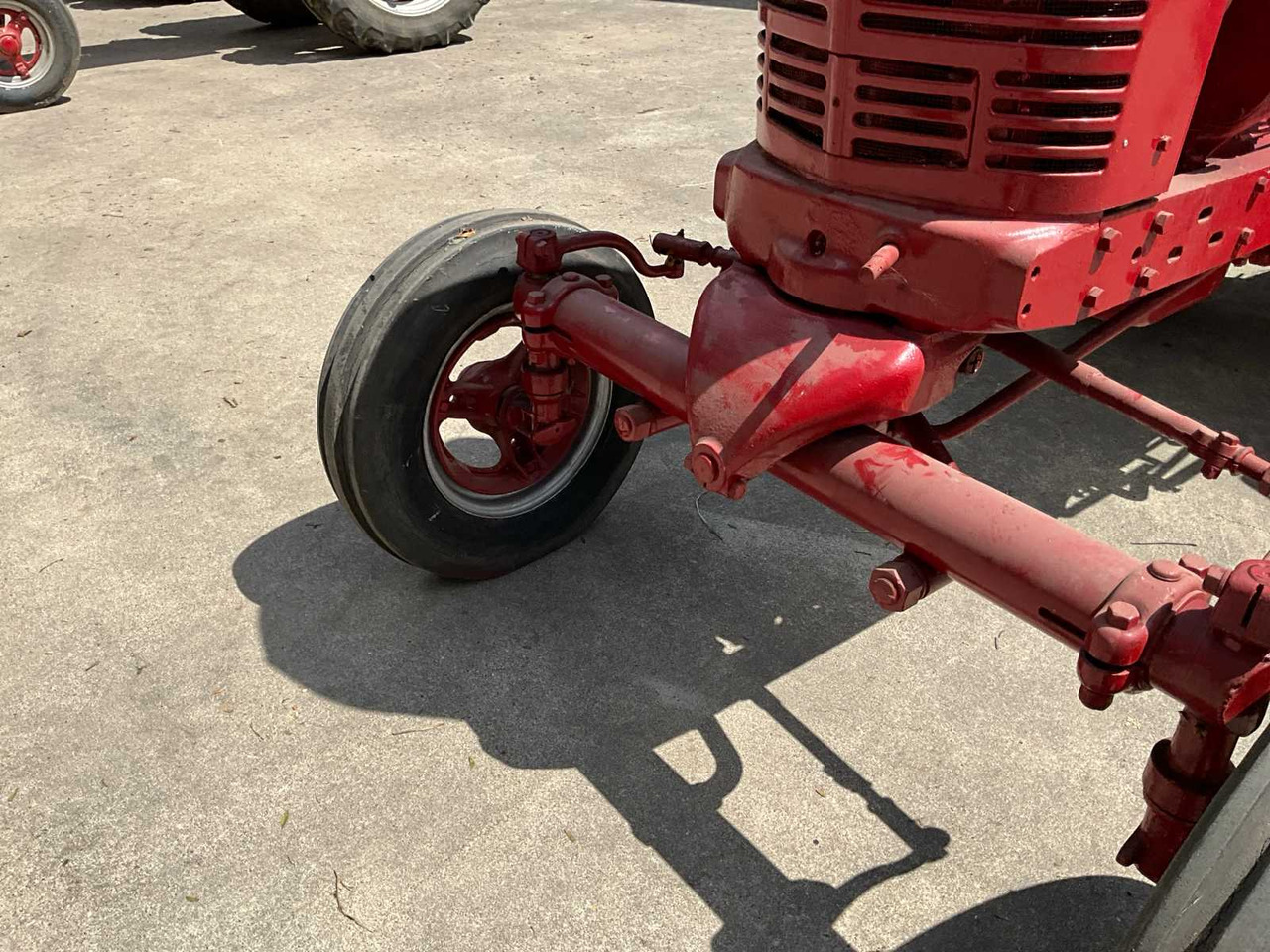Трактор Mc cormick Farmall Super BMD: снимка 8