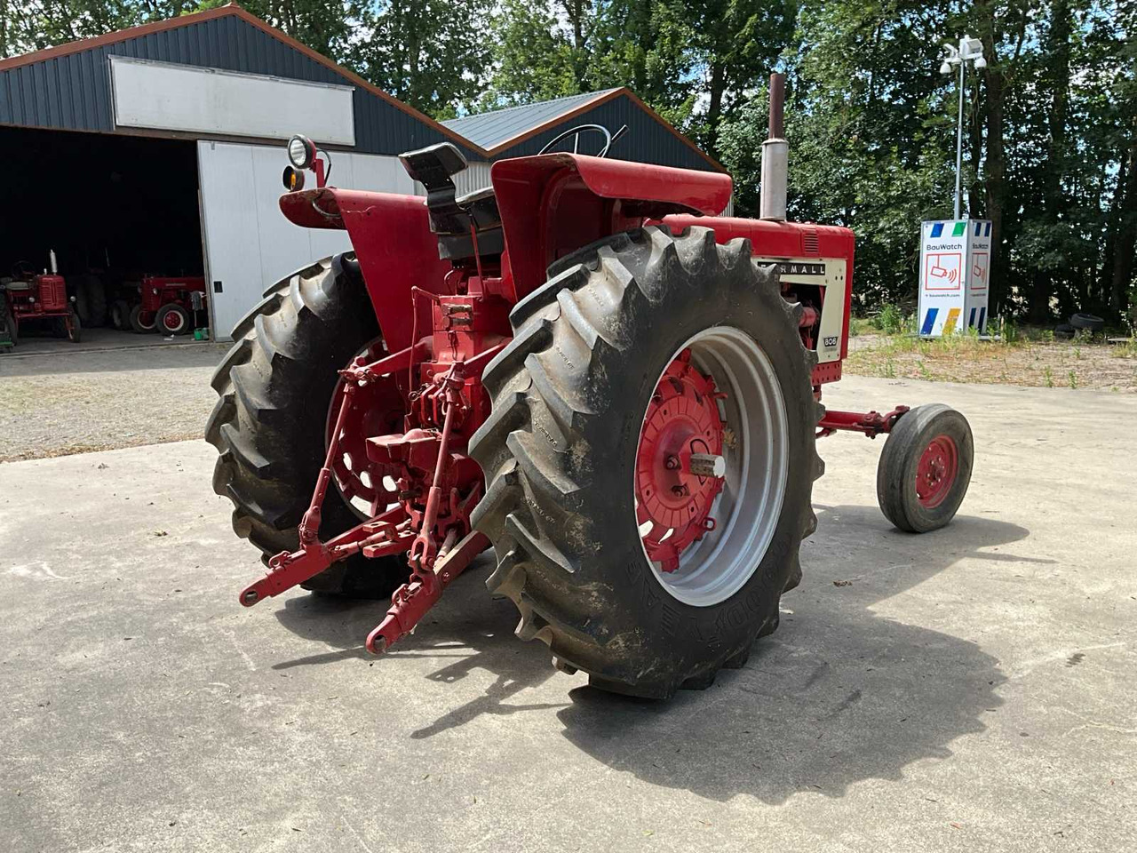 Mc cormick international F 806 D - Трактор: снимка 3 Mc cormick international F 806 D - Трактор: снимка 3