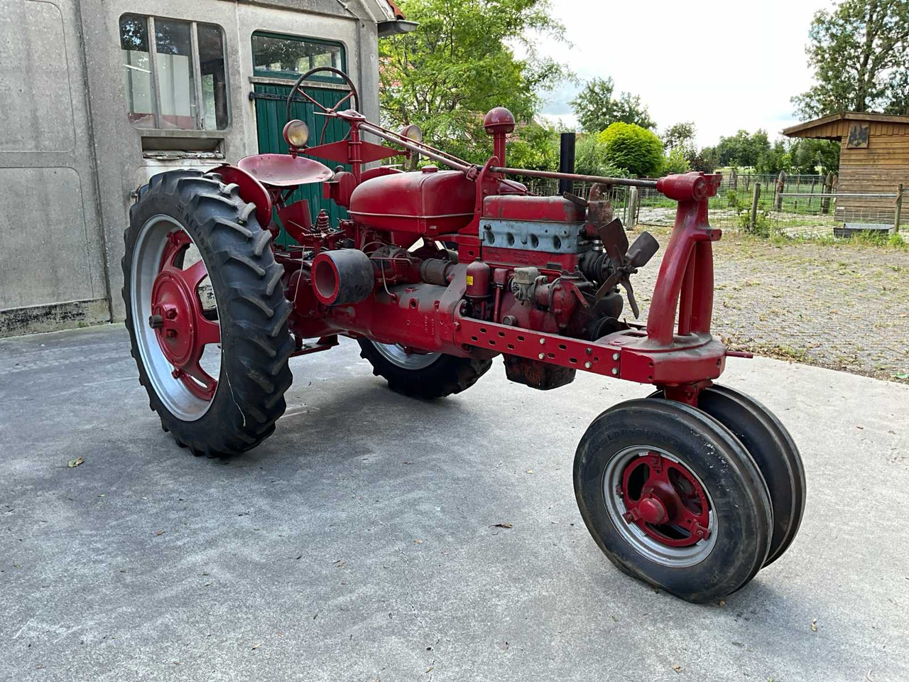 McCormick Benzine - Трактор: снимка 2 McCormick Benzine - Трактор: снимка 2
