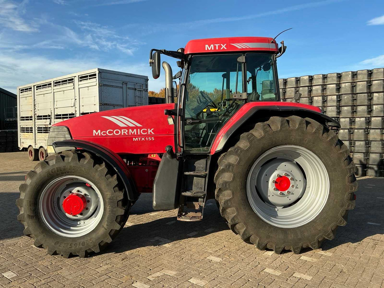 McCormick MTX 155 - Трактор: снимка 2 McCormick MTX 155 - Трактор: снимка 2