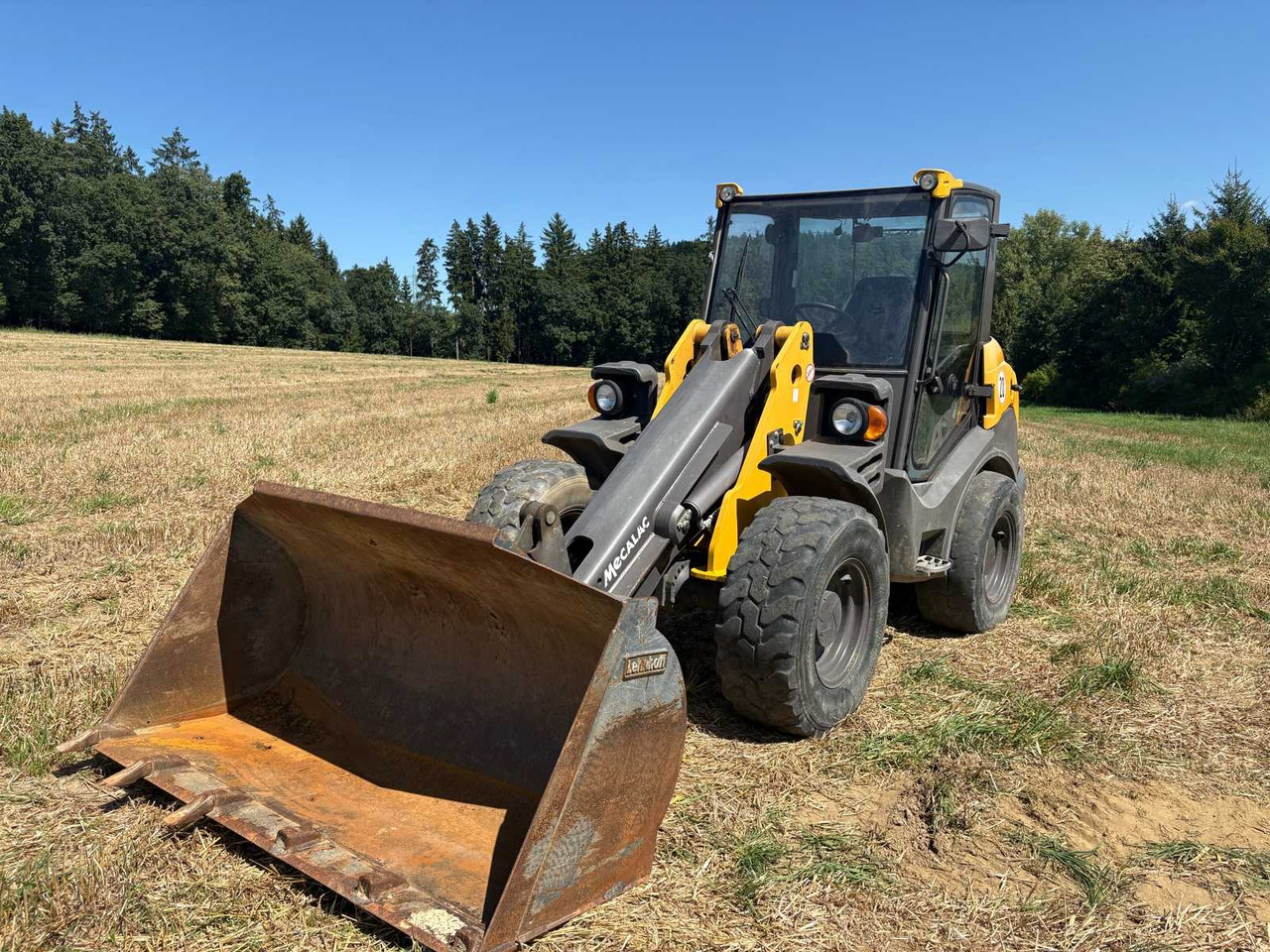Mecalac AX850 - Колесен товарач: снимка 2 Mecalac AX850 - Колесен товарач: снимка 2