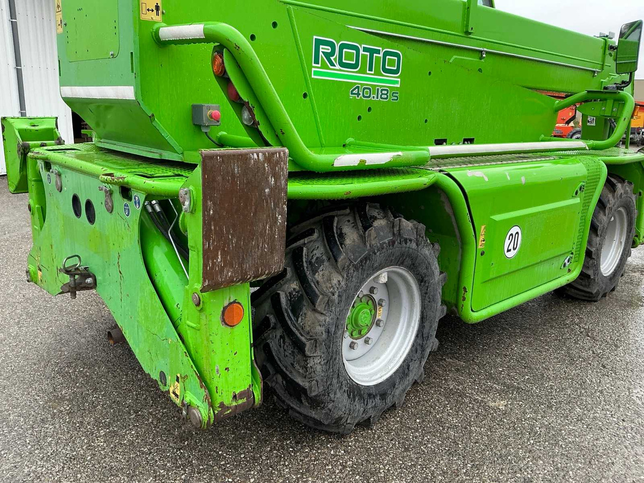 Merlo 40.18S - Мини челен товарач: снимка 5 Merlo 40.18S - Мини челен товарач: снимка 5