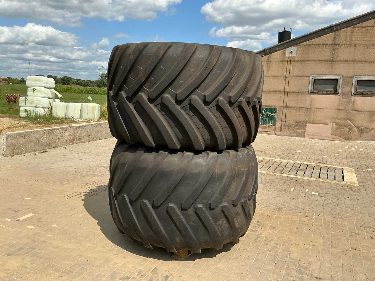 Michelin BKT - Гуми и джанти за Трактор: снимка 1 Michelin BKT - Гуми и джанти за Трактор: снимка 1