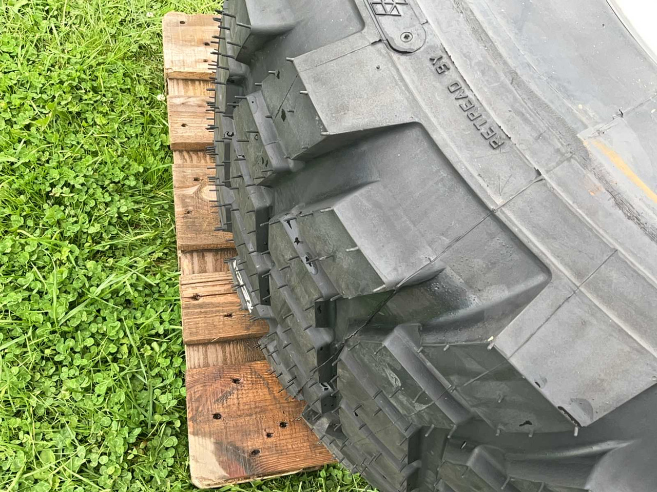 Michelin W - Гуми и джанти за Трактор: снимка 2 Michelin W - Гуми и джанти за Трактор: снимка 2