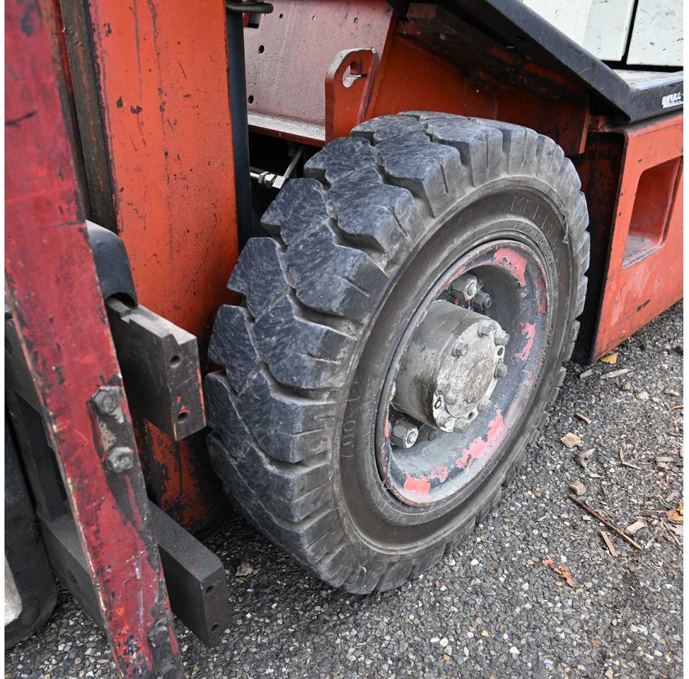 NISSAN - EH02A25U - FORKLIFT TRUCK - Мотокар: снимка 5 NISSAN - EH02A25U - FORKLIFT TRUCK - Мотокар: снимка 5