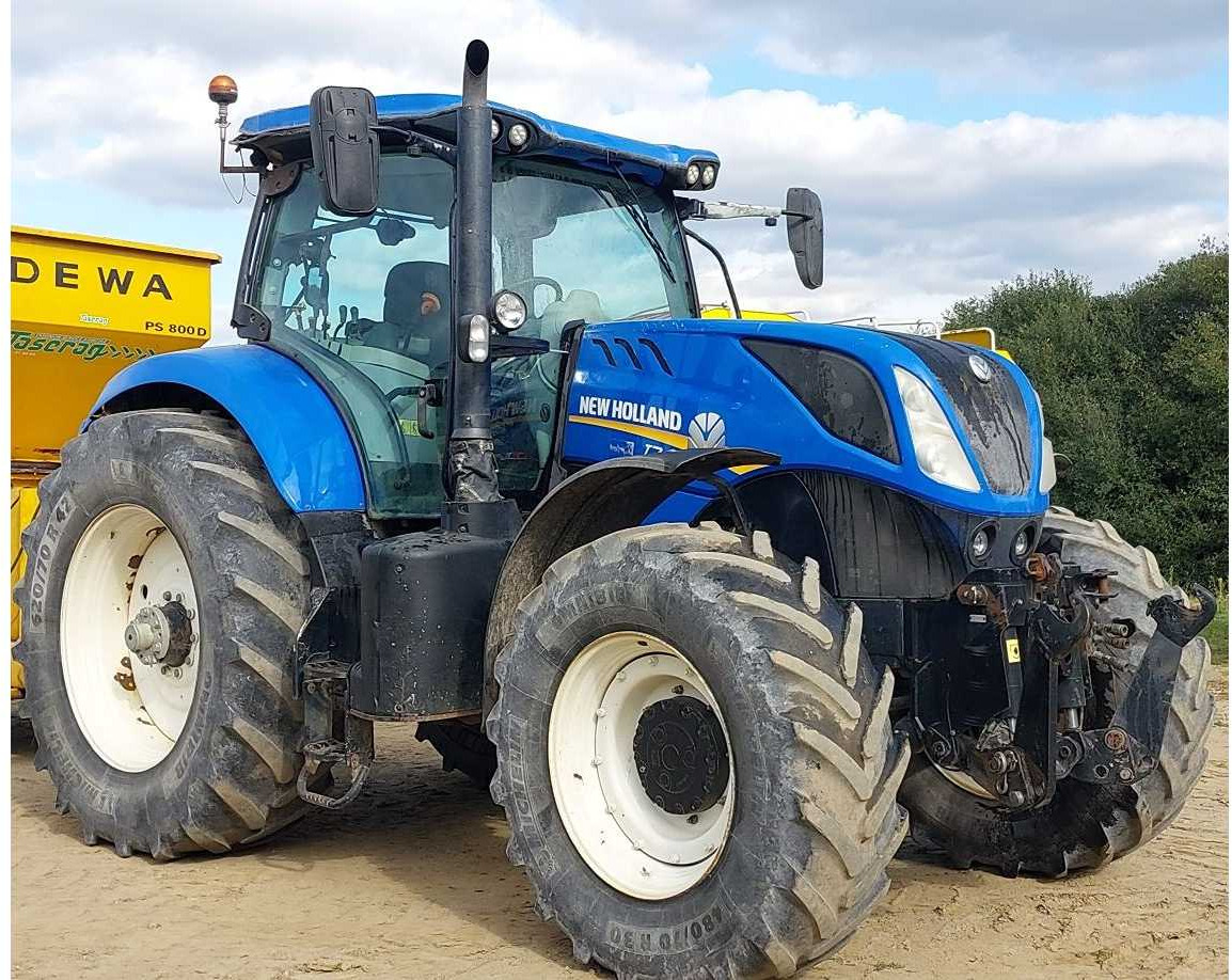 New Holland T7.245 - Трактор: снимка 5 New Holland T7.245 - Трактор: снимка 5