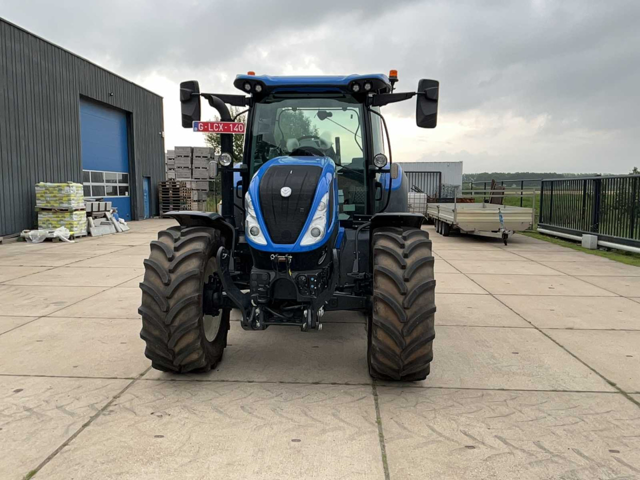 New Holland TS 5.120 - Трактор: снимка 2 New Holland TS 5.120 - Трактор: снимка 2