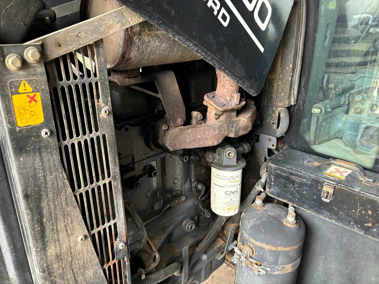 Трактор New Holland ts90: снимка 31