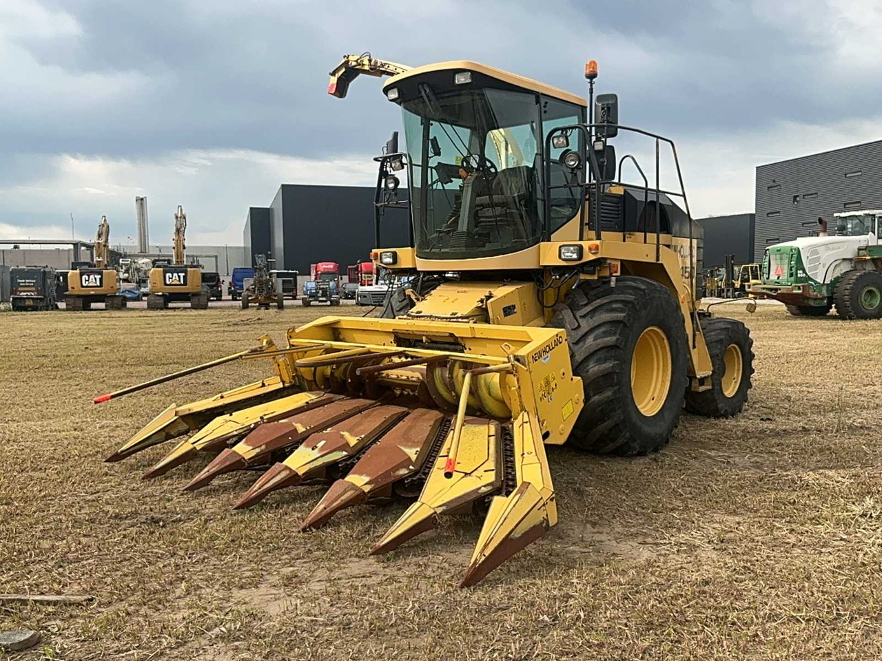 New holland FX450 - Силажокомбайн: снимка 1 New holland FX450 - Силажокомбайн: снимка 1